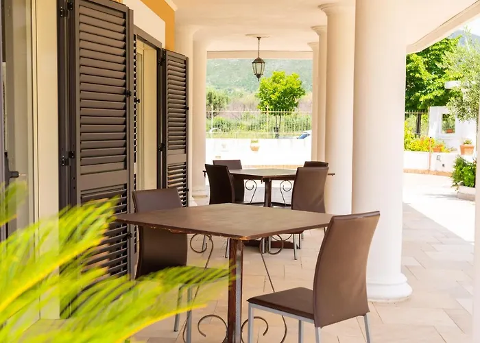 地中海塞纳托别墅酒店 酒店 托尔托拉