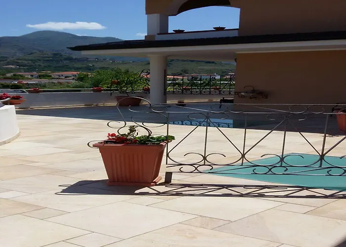 地中海塞纳托别墅酒店 酒店 托尔托拉