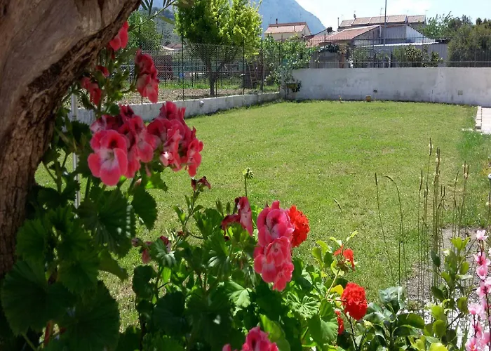 地中海塞纳托别墅酒店 3*