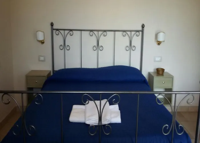 地中海塞纳托别墅酒店 3*